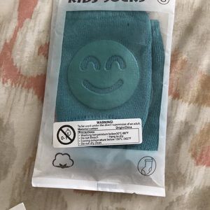 2 sets Toddler knee protectors SIZE SMALL 3 colors!!